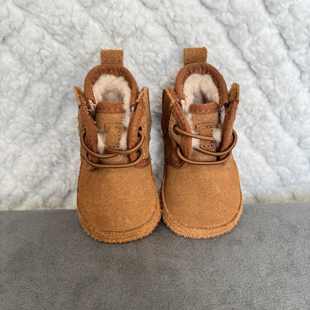 UGG Neumel Chukka Boot - Baby -  Chesnut - Picture 5 of 7